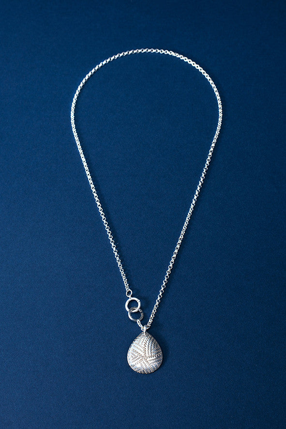 A Drop of Inari, Necklace M Drop